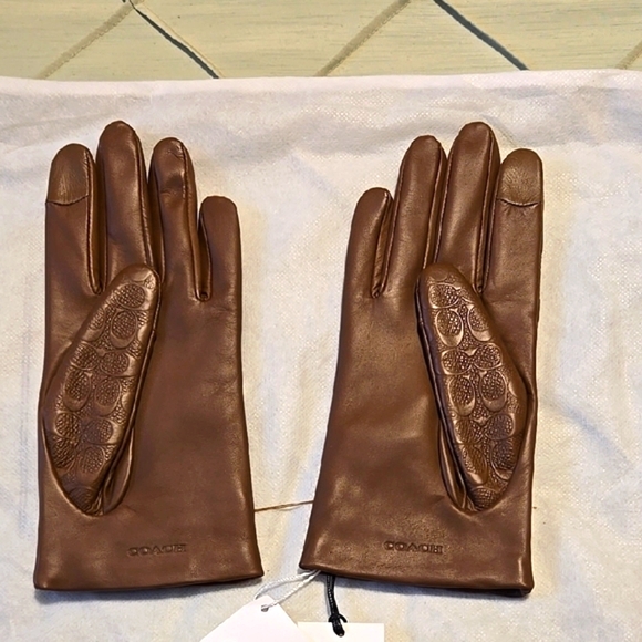Coach Brown Leather Gloves - Picture 3 of 7